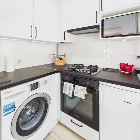 Grojecka Superapart - Near Sczesliwicki Park Apartment Warsaw