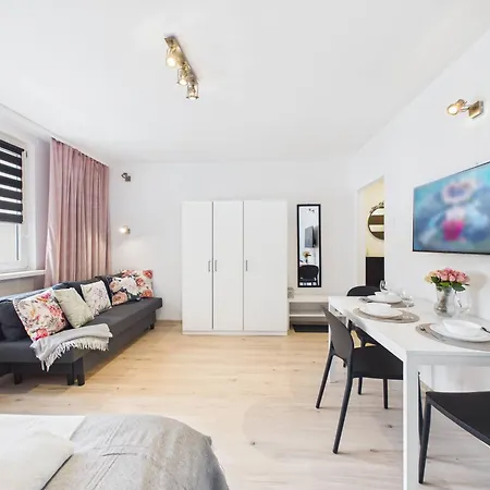 Grojecka Superapart - Near Sczesliwicki Park Appartement *